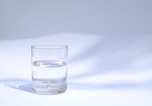 comparação copo de água